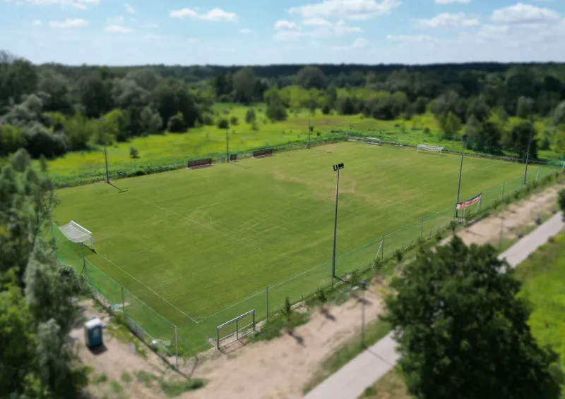 Boisko pełnowymiarowe naturalne