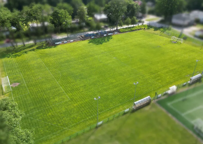 Boisko pełnowymiarowe naturalne