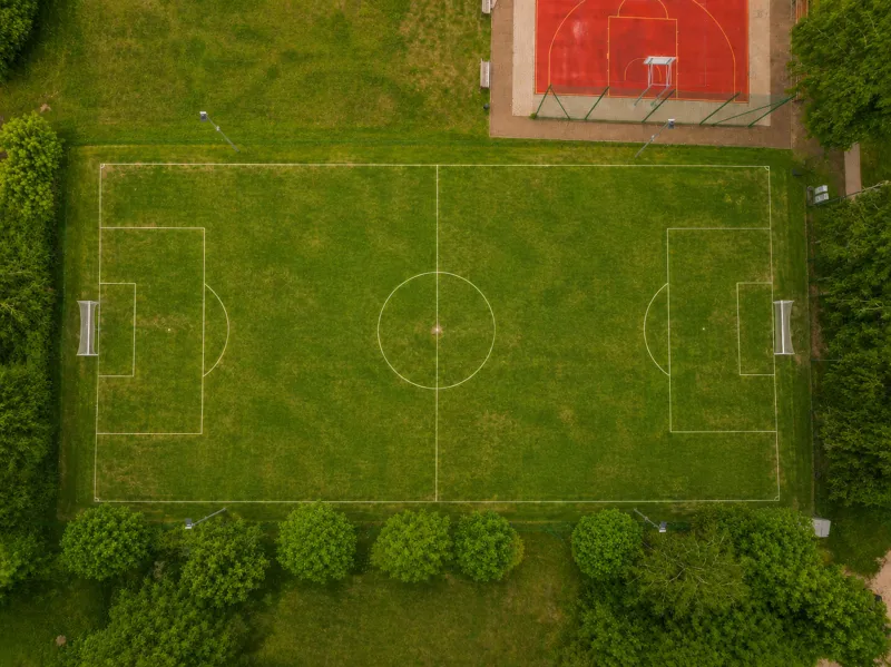 Kompleks sportowy Henryków Urocze
